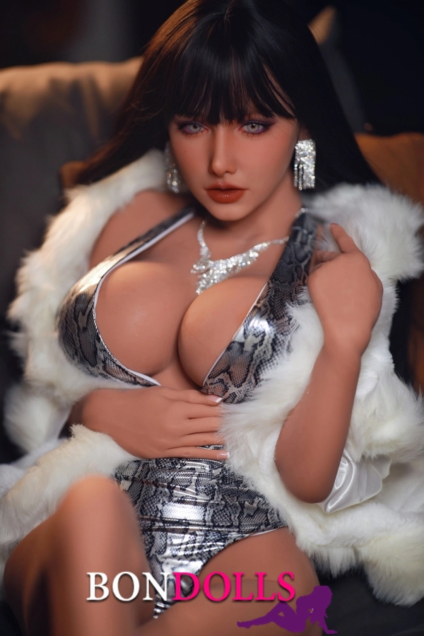 poupée Kayenne sexy love dolls