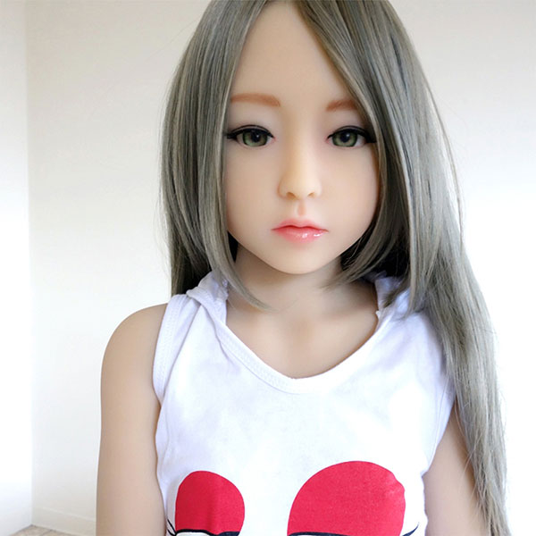 mini poupée
