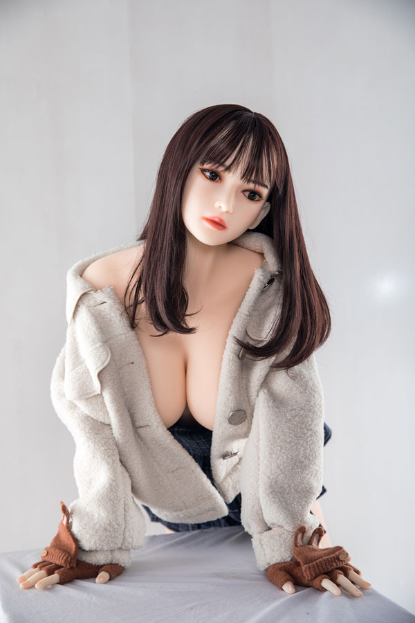 tasse D sex doll