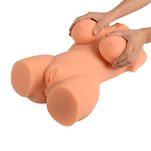 poupée sexuelle silicone